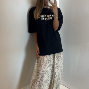 T-SHIRT MARFIM PRETA