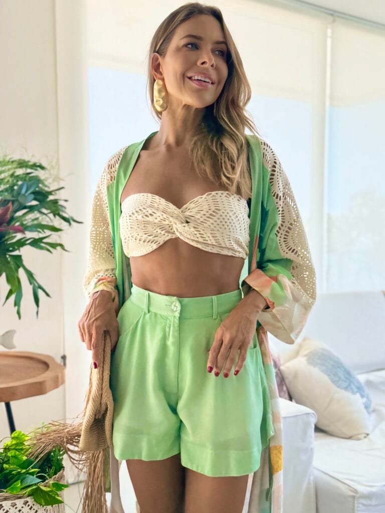 CONJUNTO DE KIMONO COM SHORT FLORIR