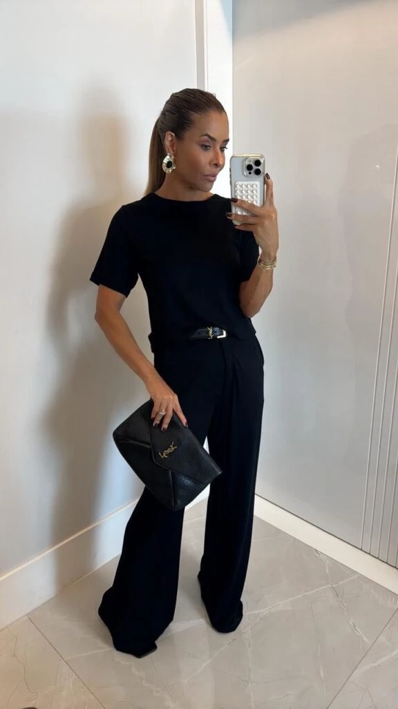 CONJUNTO DE CALÇA COM BLUSA EM MALHA NOIR