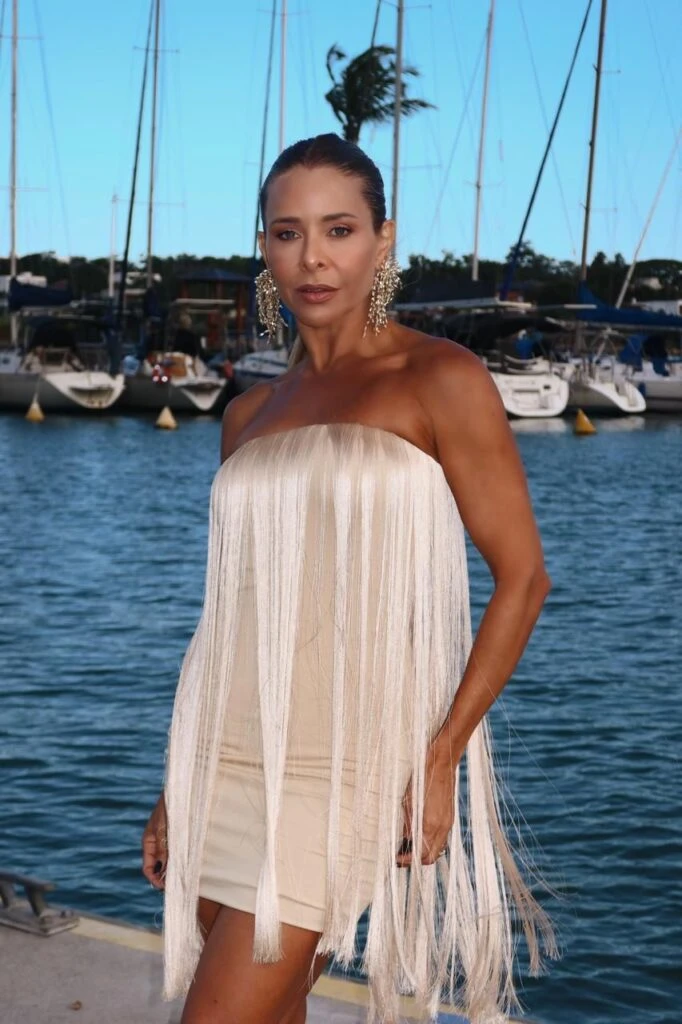 VESTIDO CURTO FRANJAS COSTA DOURADAS