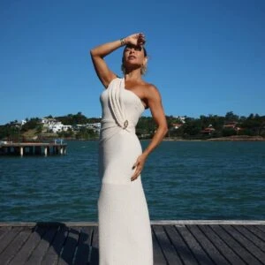 VESTIDO LONGO UM OMBRO SÓ BRANCO DOURE