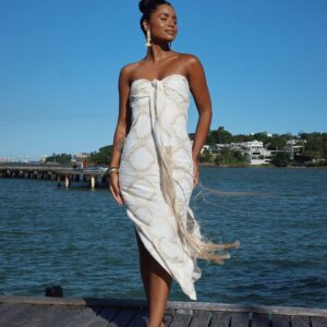 VESTIDO MÍDI TOMARA-QUE-CAIA COM FRANJAS - M