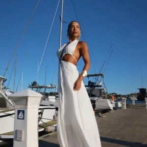 VESTIDO LONGO BRANCO COM DECOTE MARÉ SERENA - M